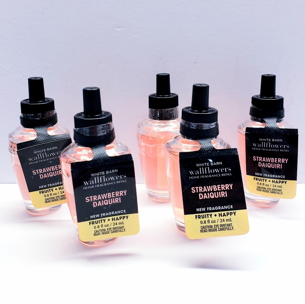 Bath & Body Works STRAWBERRY DAIQUIRI Wallflowers Fragrance Refil (5 pcs)